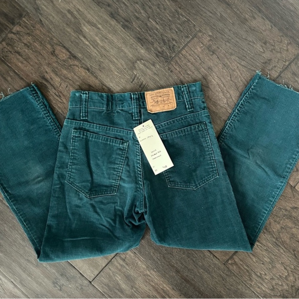 Levi's Teal Green Student Fit Straight Leg Cropped 23.5” Corduroy Pants